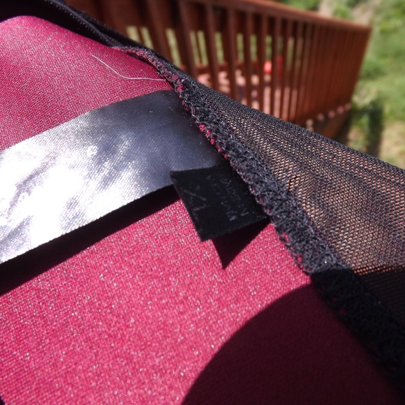 Burgundy and black fit and flare dress - Picture 5 of 8